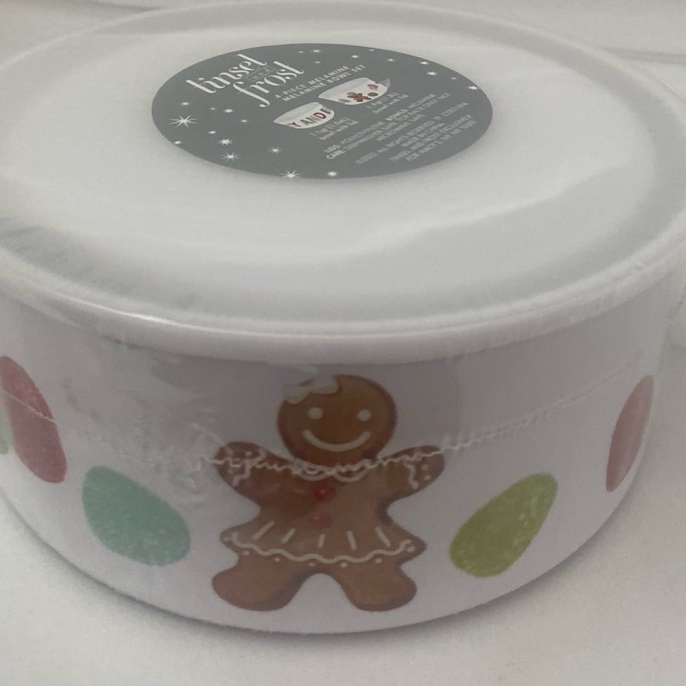 Tinsel And Frost 4 Piece Lidded Melamine Bowl Set Gingerbread Merry & Bright